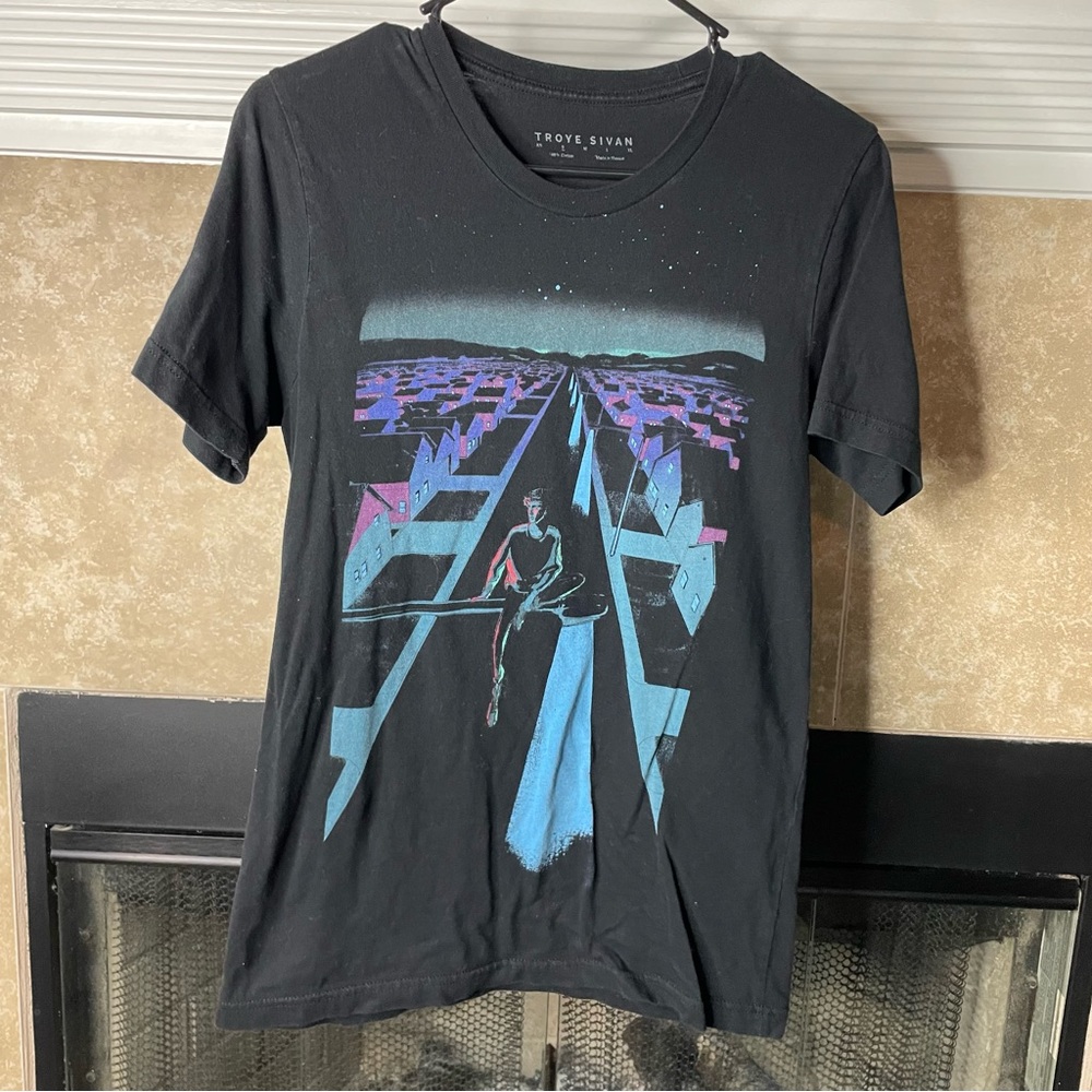 Troye Sivan Suburbia Tour Tee shirt 2016 concert small